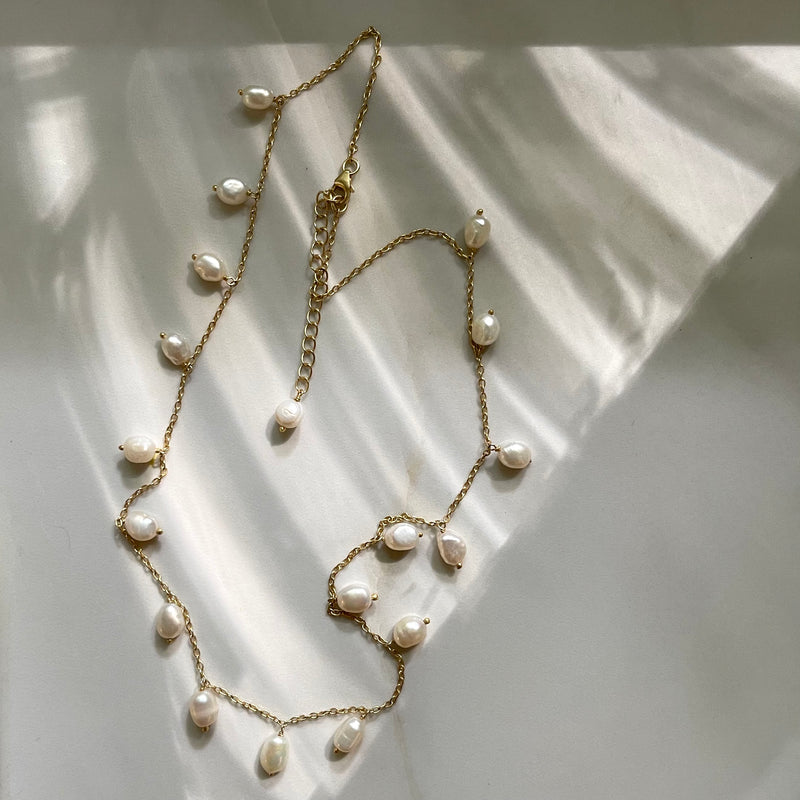 Baroque pearl necklace - The Jungle Emporium