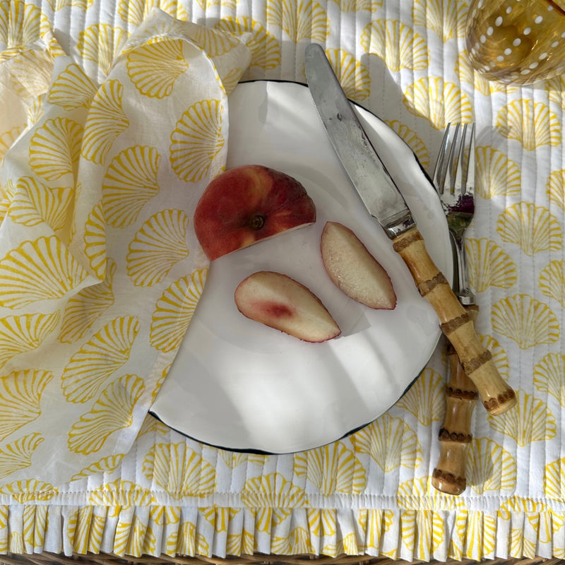 Quilted shell placemat and napkin set