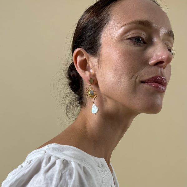 Sole e Stella Baroque Pearl earrings