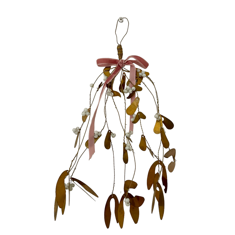 Brass mistletoe